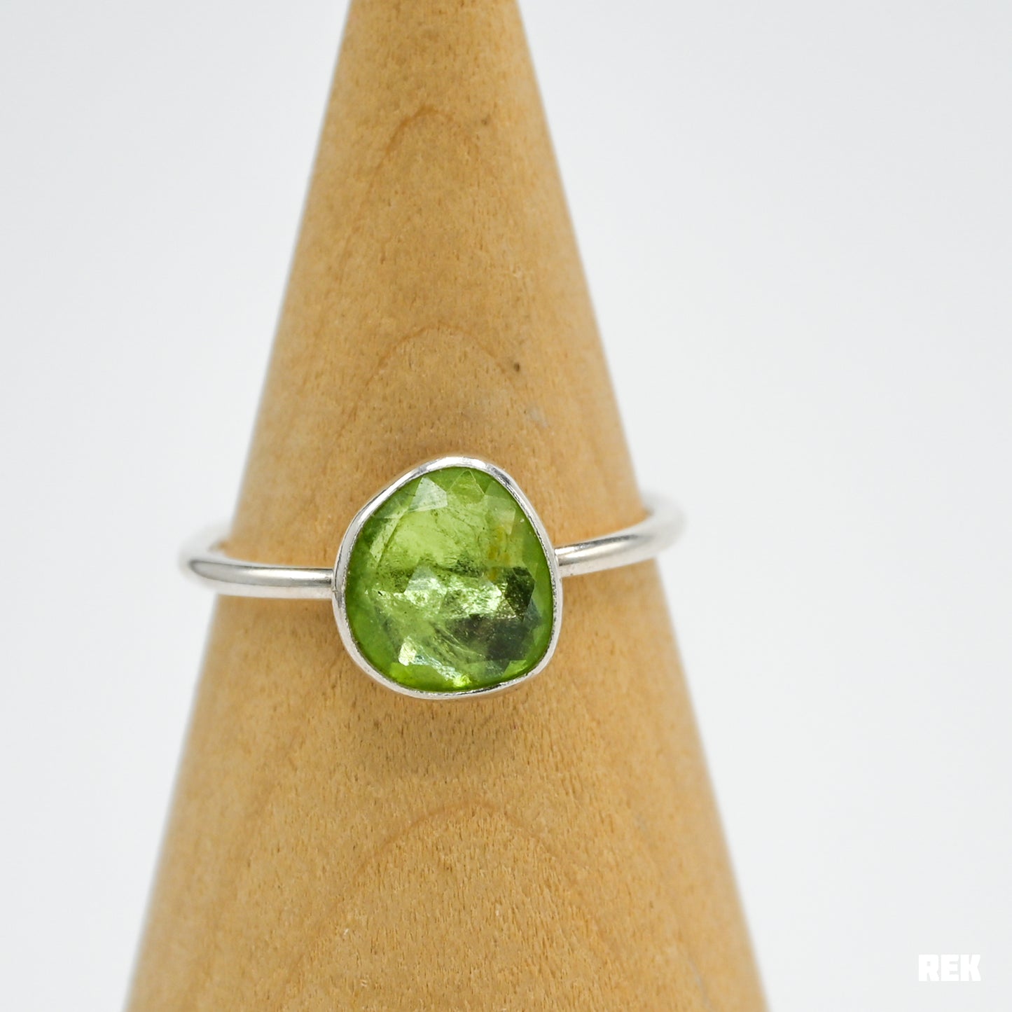 Rose cut peridot size 9.5