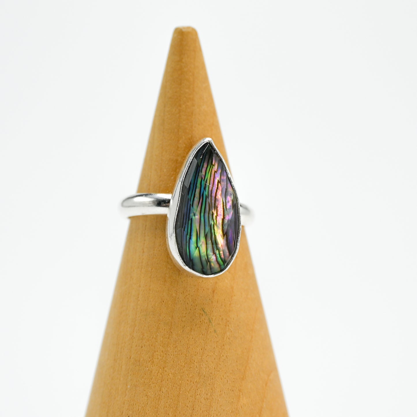 XL pear abalone with rose cut quartz size 7