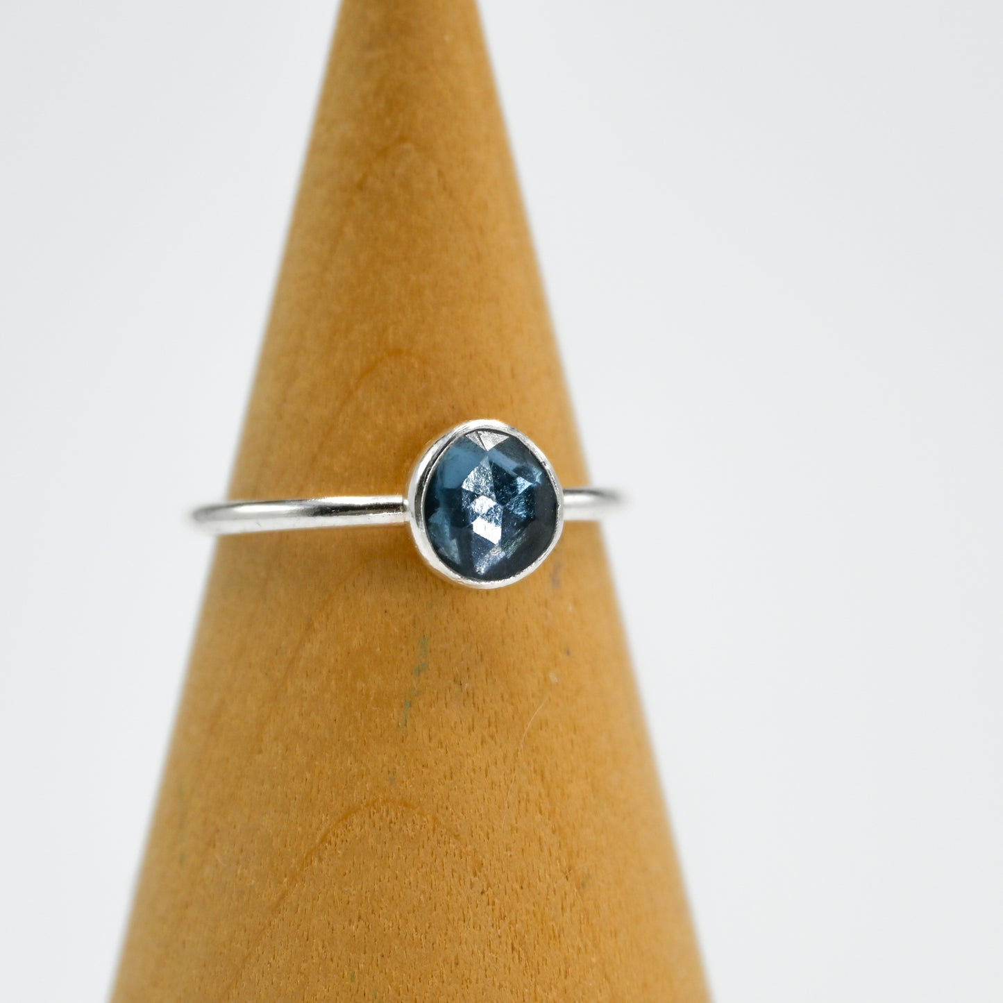 Rose cut london blue topaz size 7