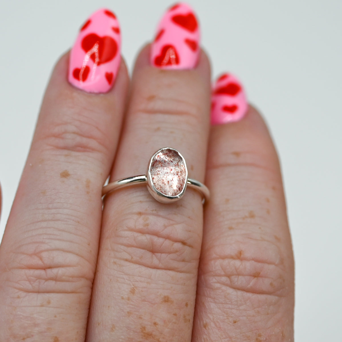 Rose cut strawberry quartz size 6.5