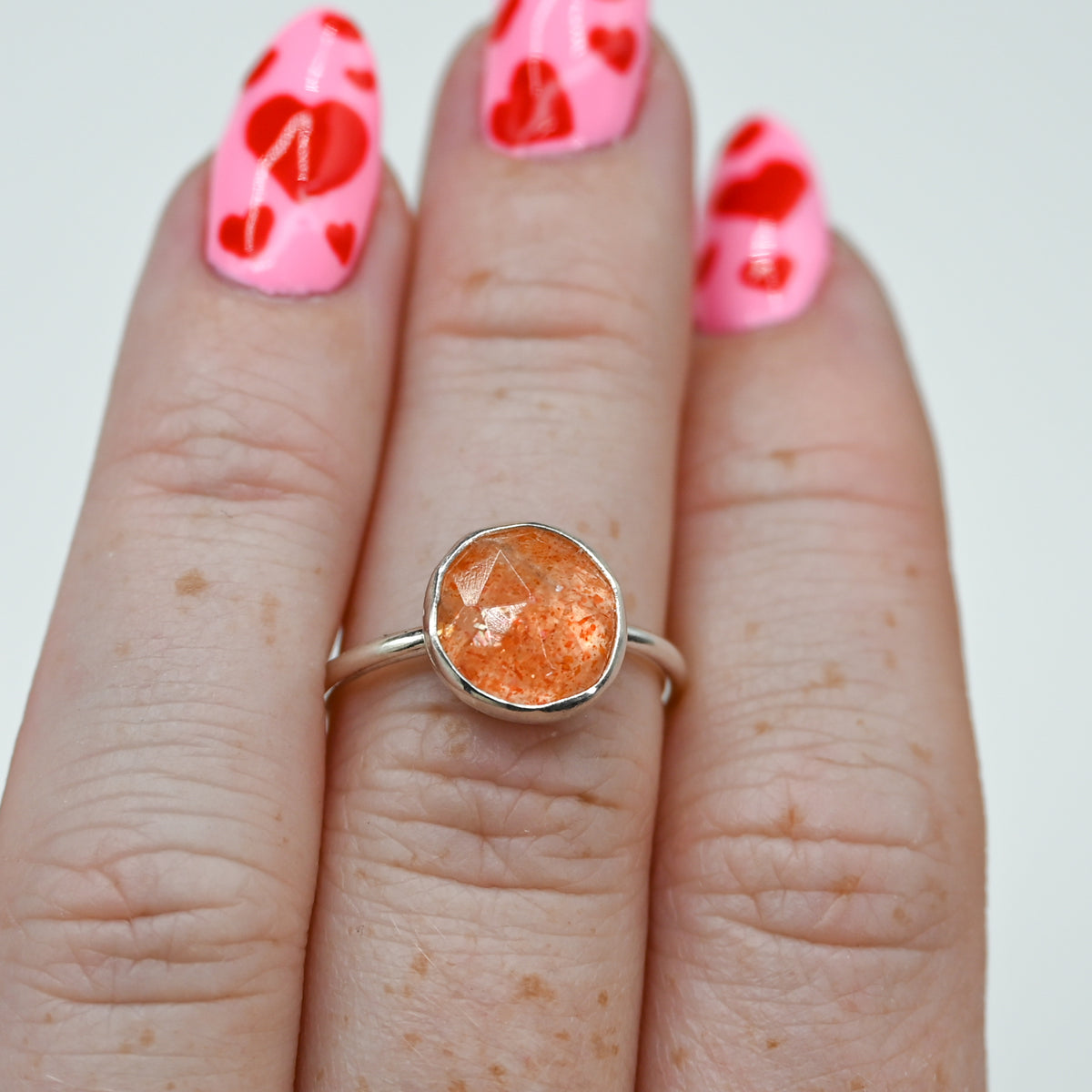 Rose cut sunstone size 7