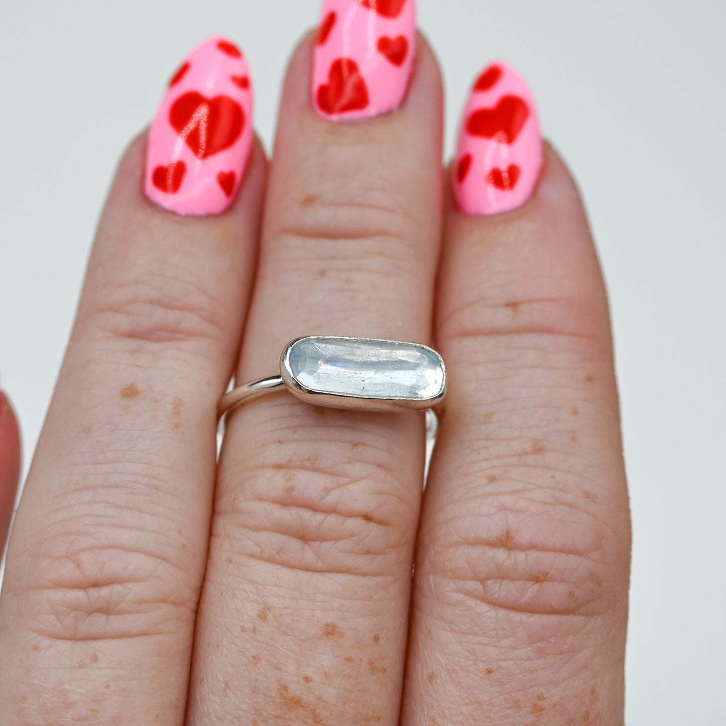 Horizontal rose cut beryl size 7