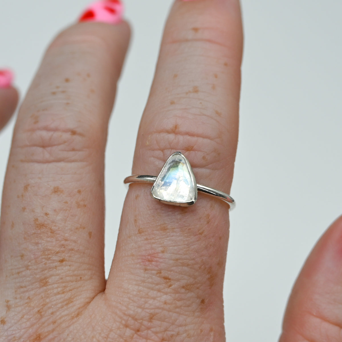 Rose cut moonstone size 8