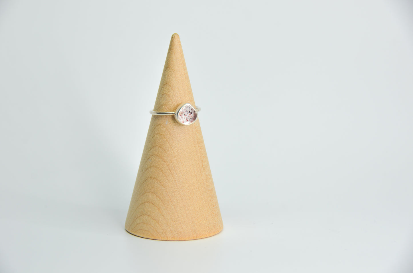 Hematite in Quartz Ring Size 7