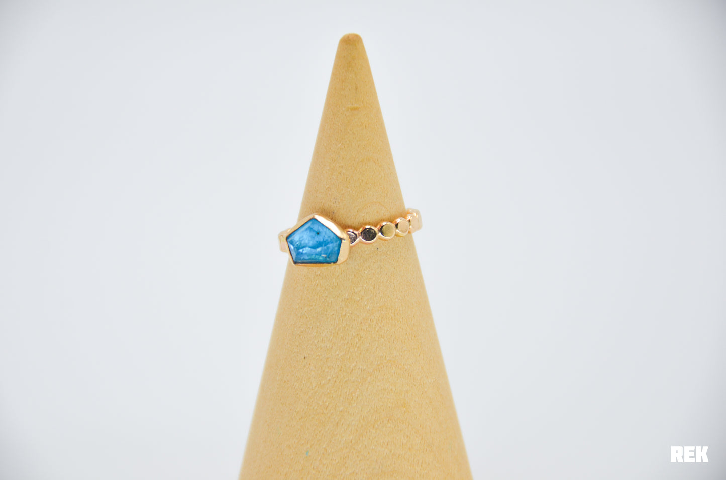 Gold Fill rose cut Apatite Size 7.25