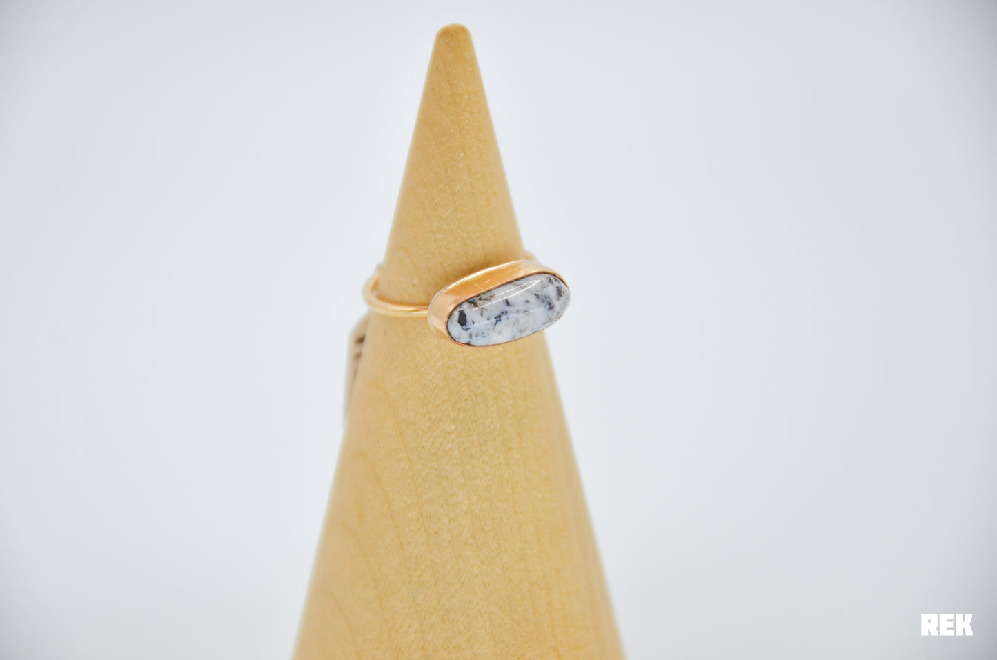 Gold Fill White Buffalo Size 6.25