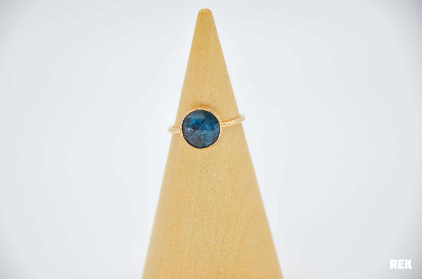 Gold Fill Rose Cut Teal Moss Kyanite Size 7.75