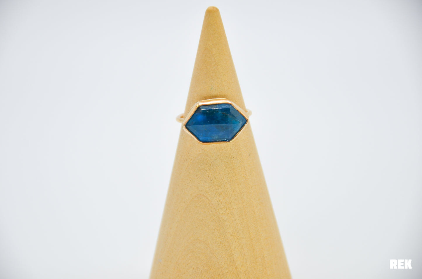 Gold Fill Rose Cut Apatite Size 7