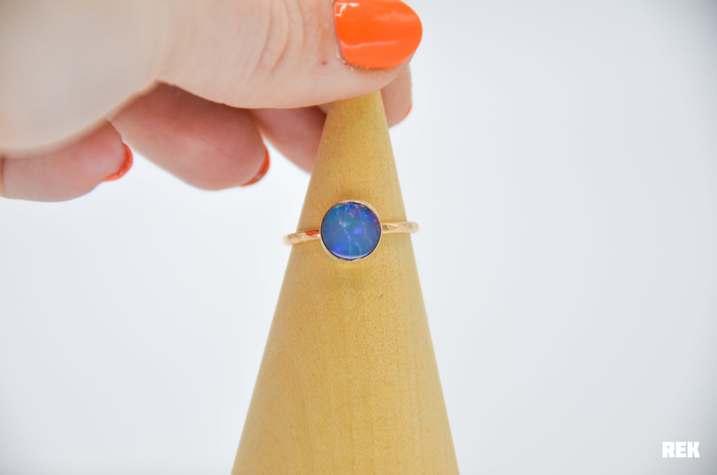 Gold Fill Round Australian Opal Size 7