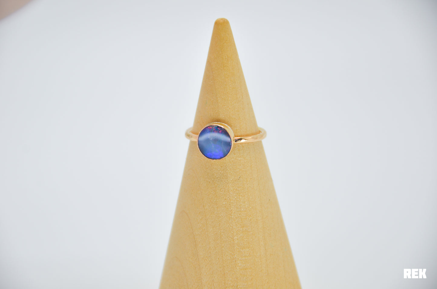 Gold Fill Round Australian Opal Size 7