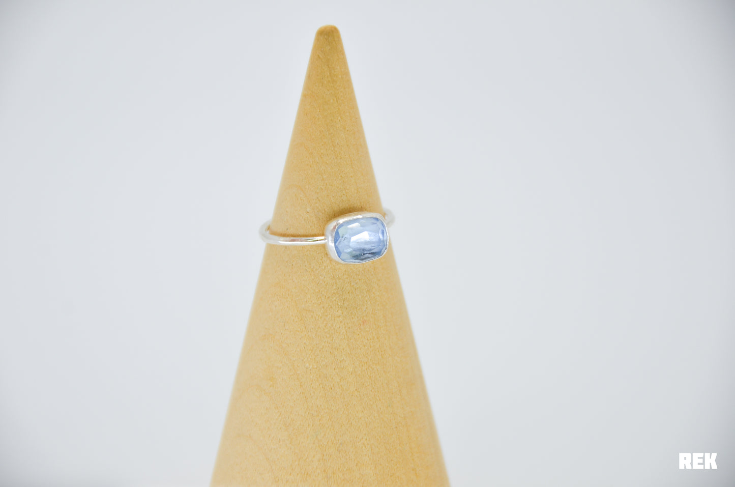 Rose cut beryl size 7.75