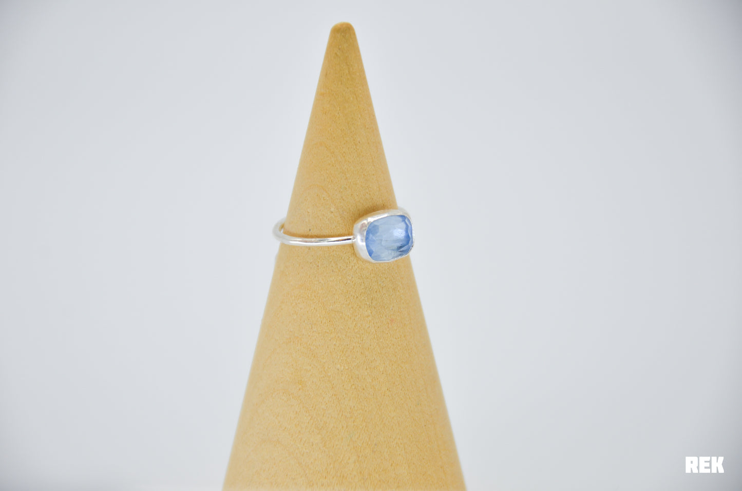 Rose cut beryl size 7.75