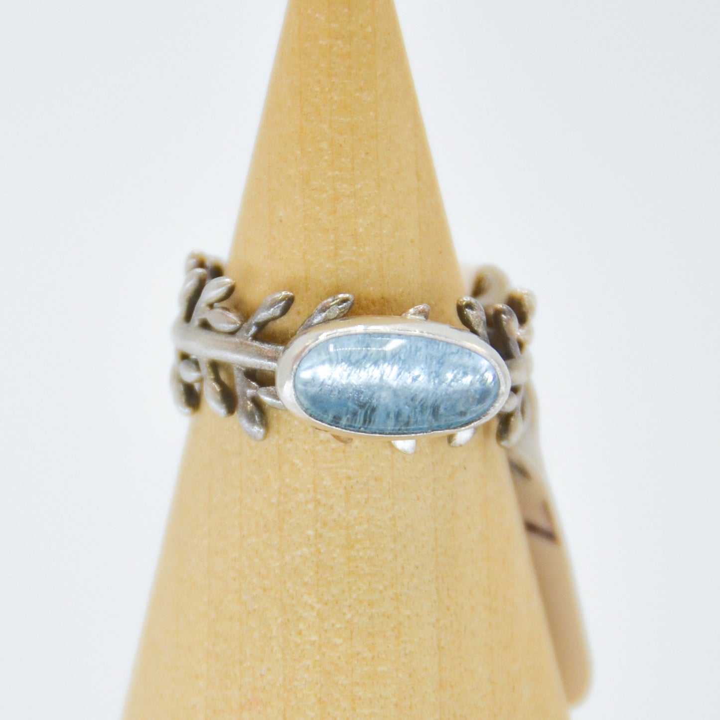 Aquamarine Vine band Size 7