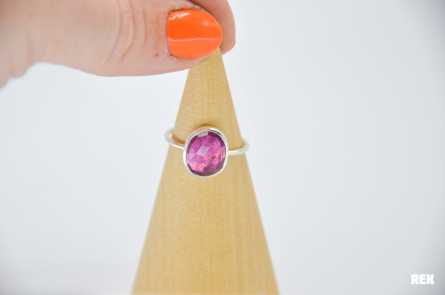 Rose cut ruby corundum Size 7.5