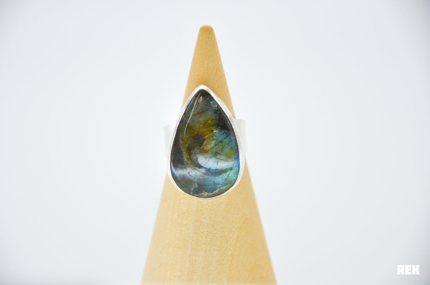 XL Labradorite Size 8