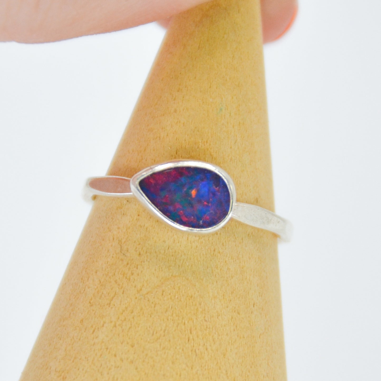 Australian Opal size 7.5