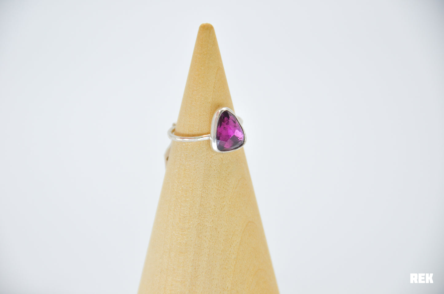 Rose cut rhodolite garnet size 5.25