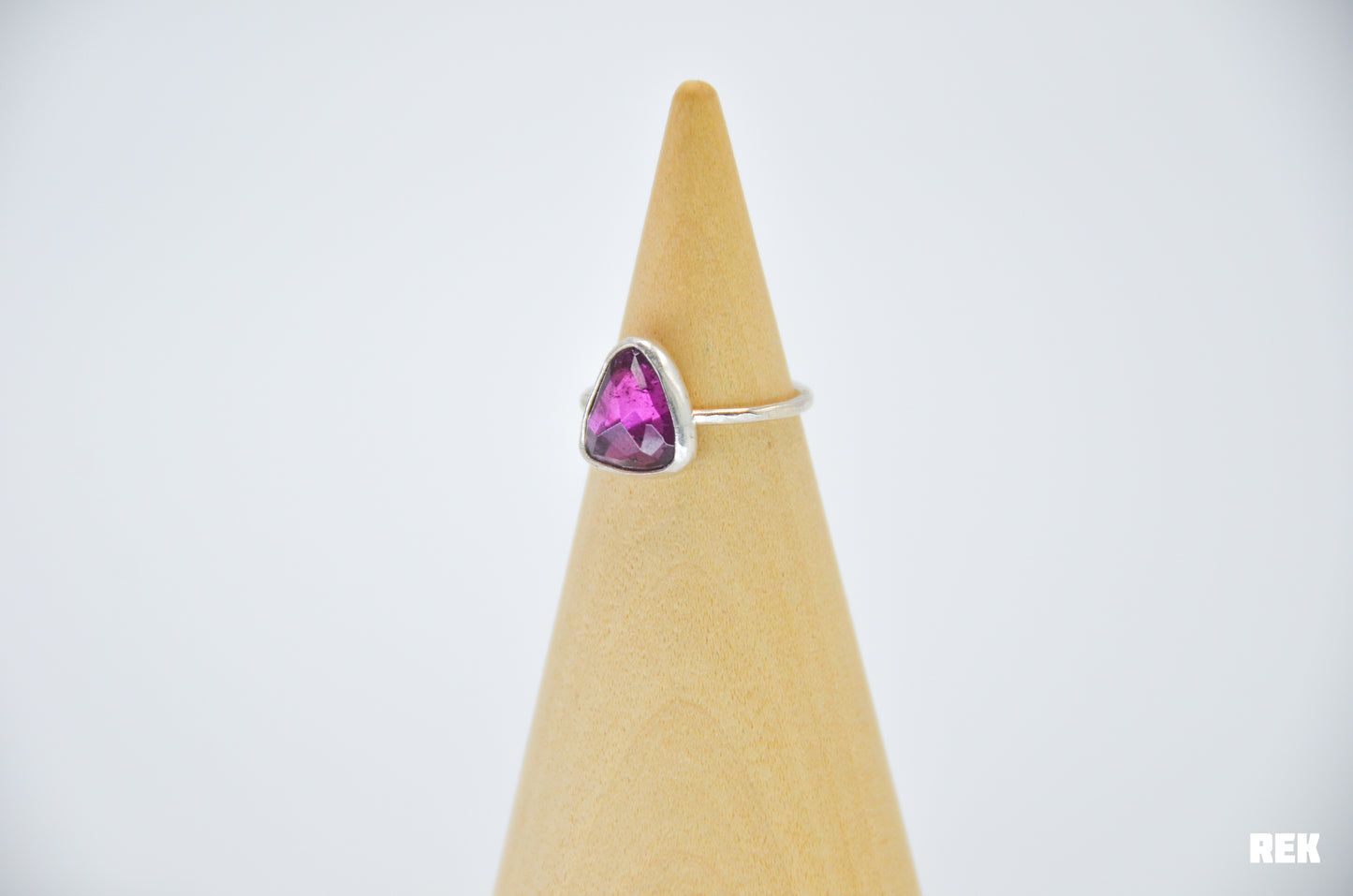 Rose cut rhodolite garnet size 5.25