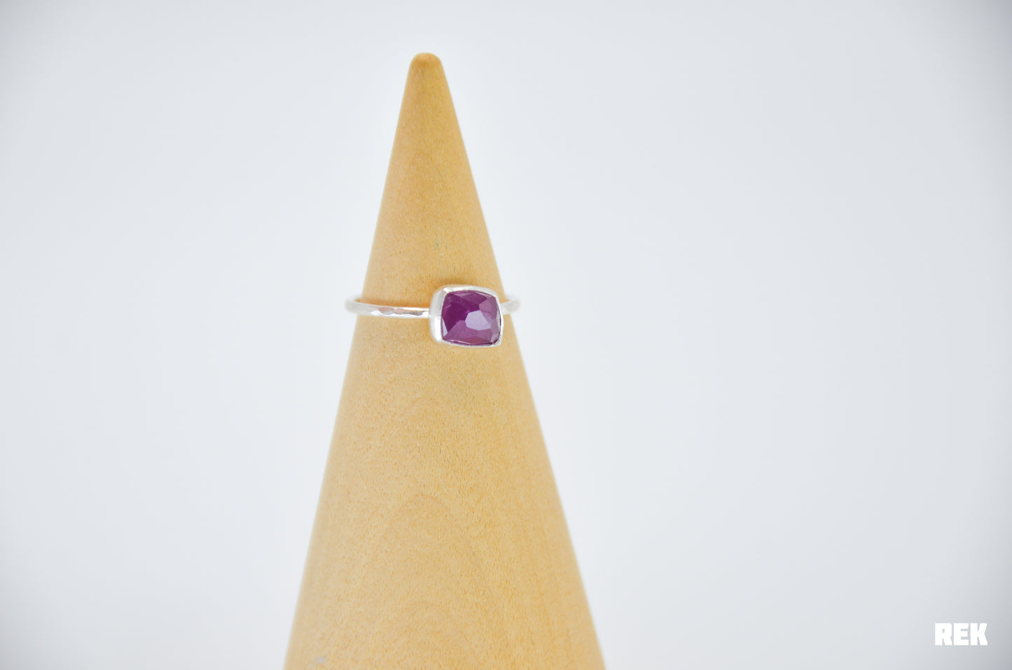 Rose cut ruby Size 6.5