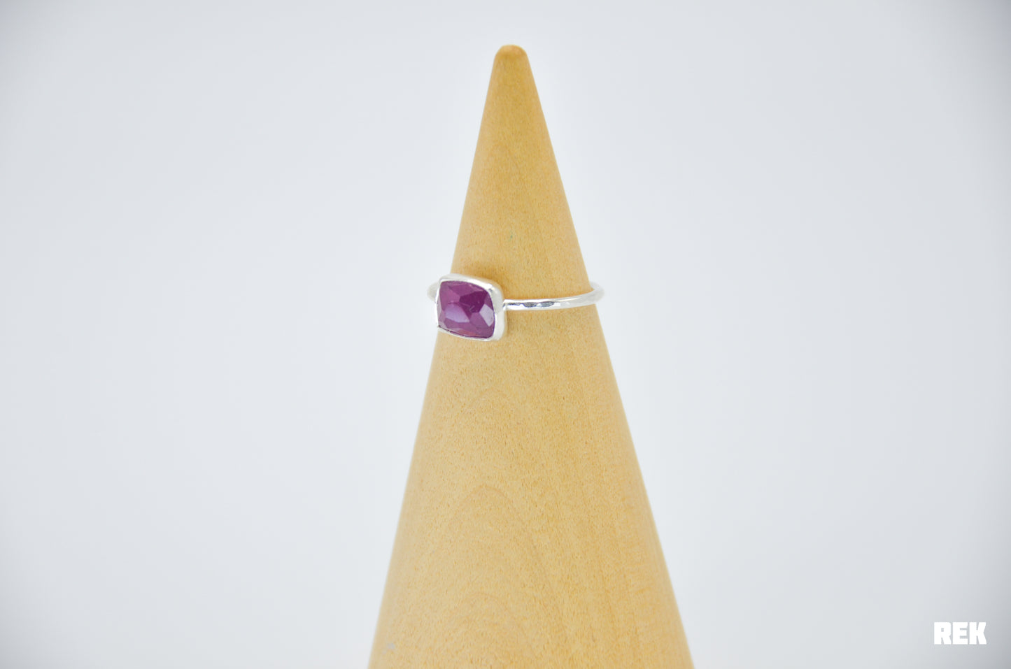 Rose cut ruby Size 6.5