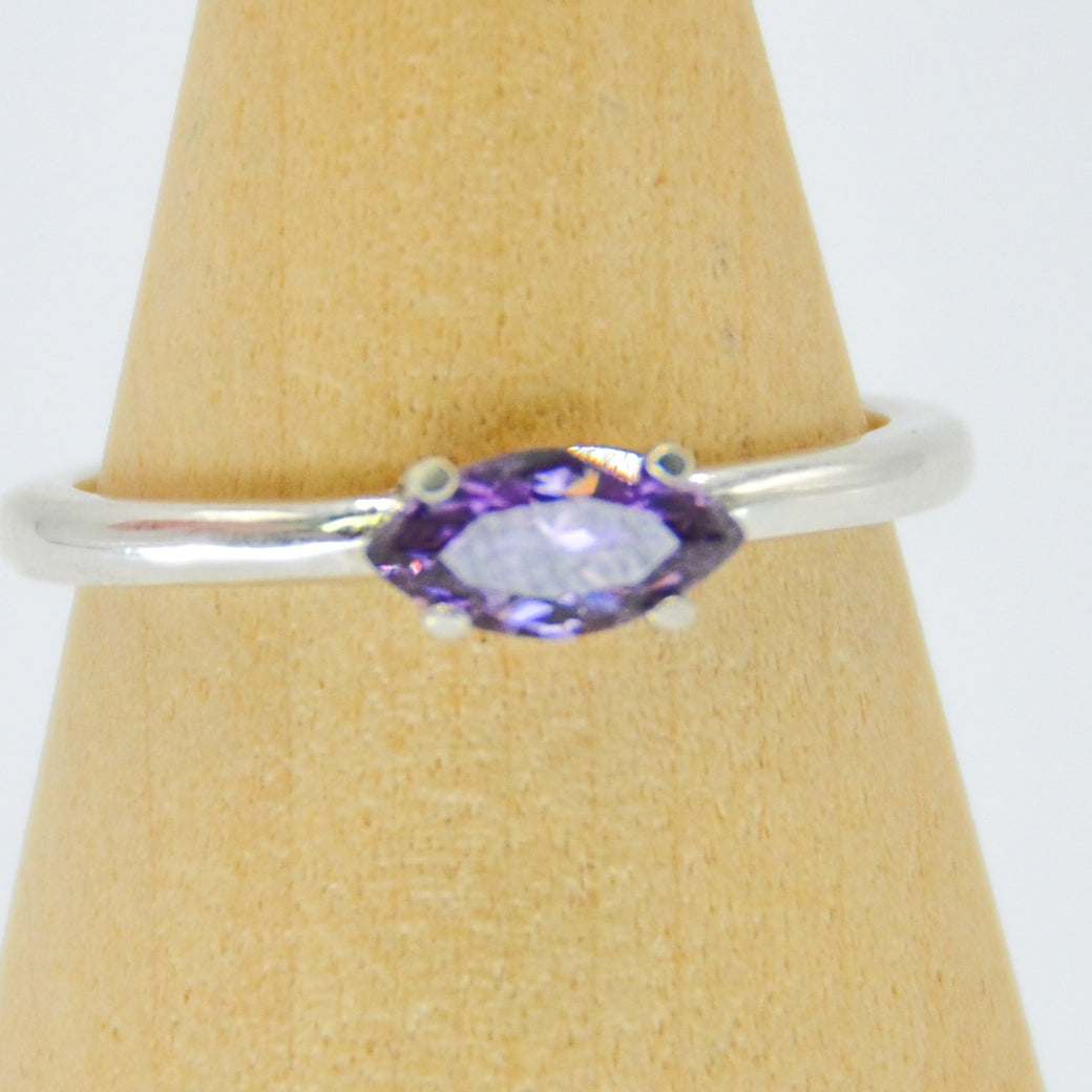 Faceted amethyst Size 7
