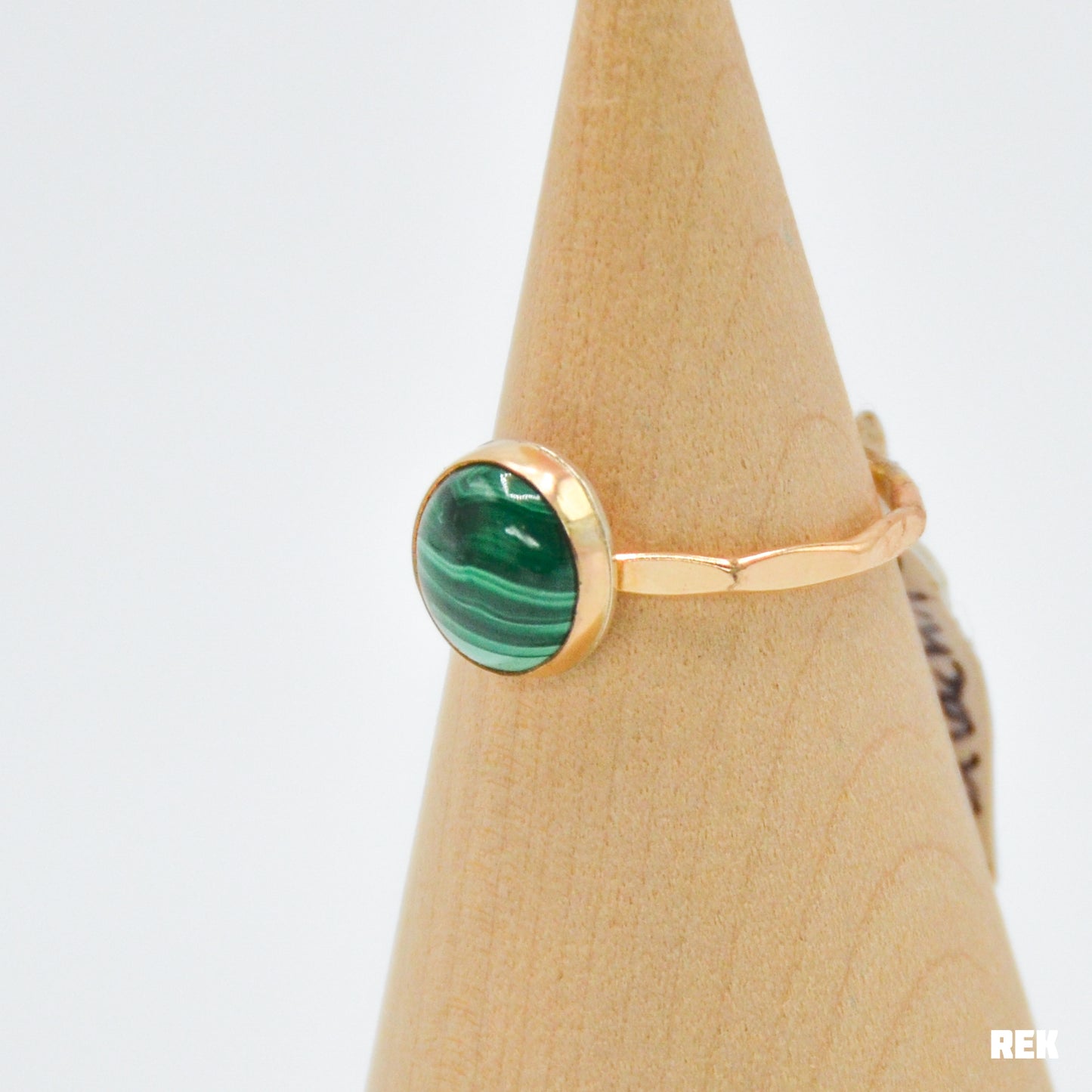 Gold fill round malachite size 8.75