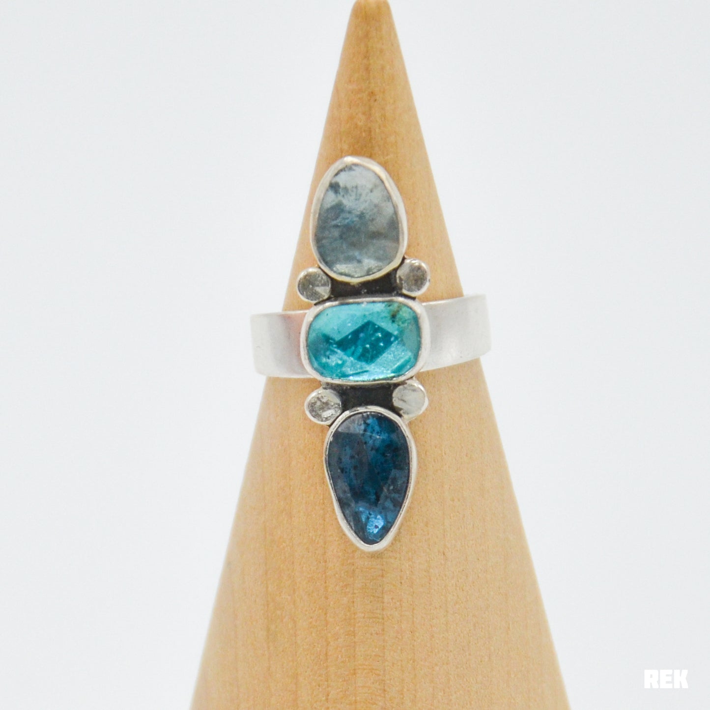 Triple ombre rose cut aquamarine, apatite, kyanite size 6.75