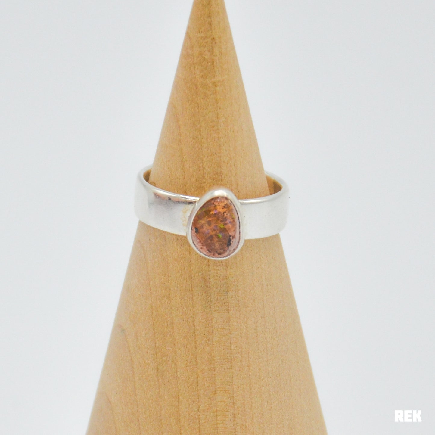 Mexican fire opal size 8.25