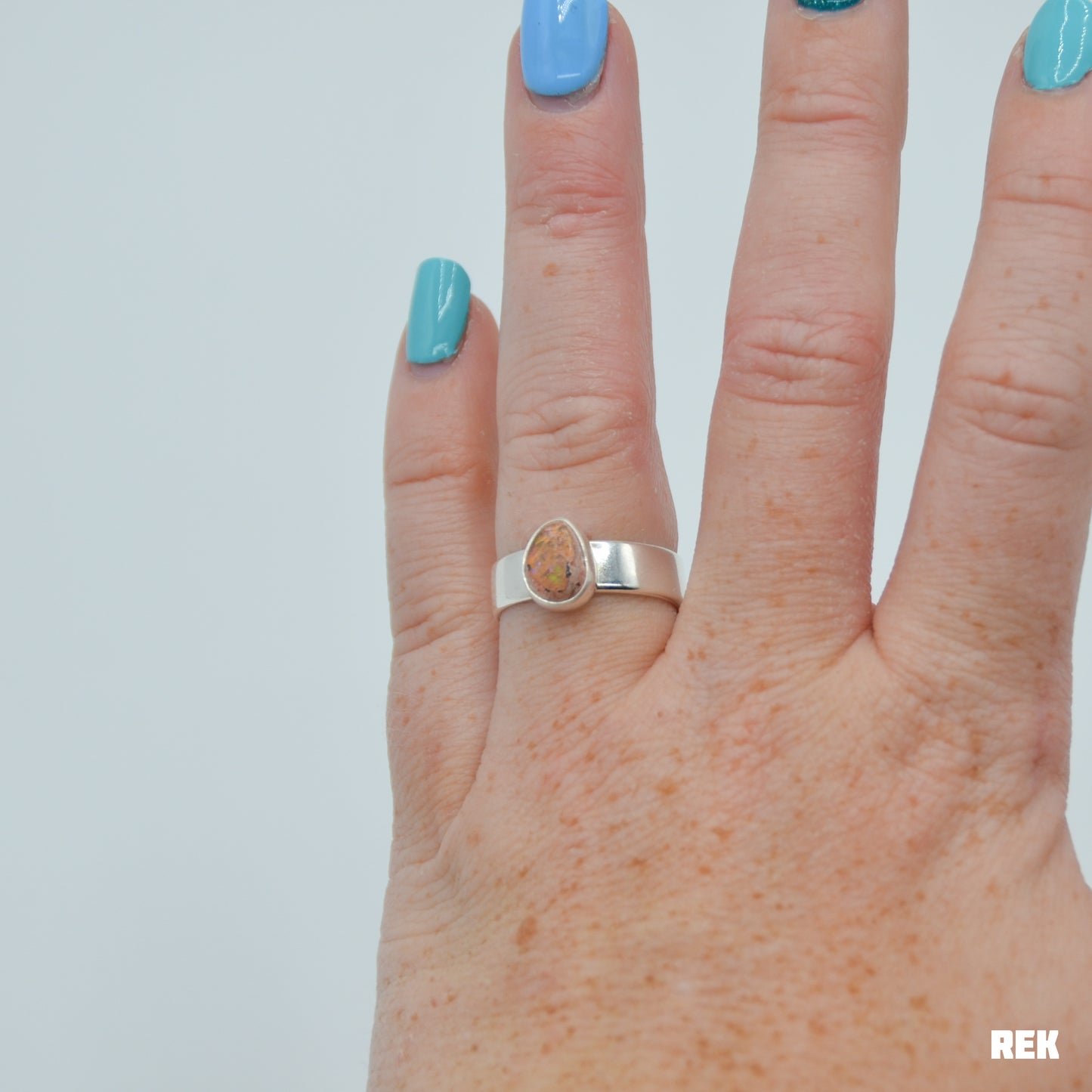 Mexican fire opal size 8.25