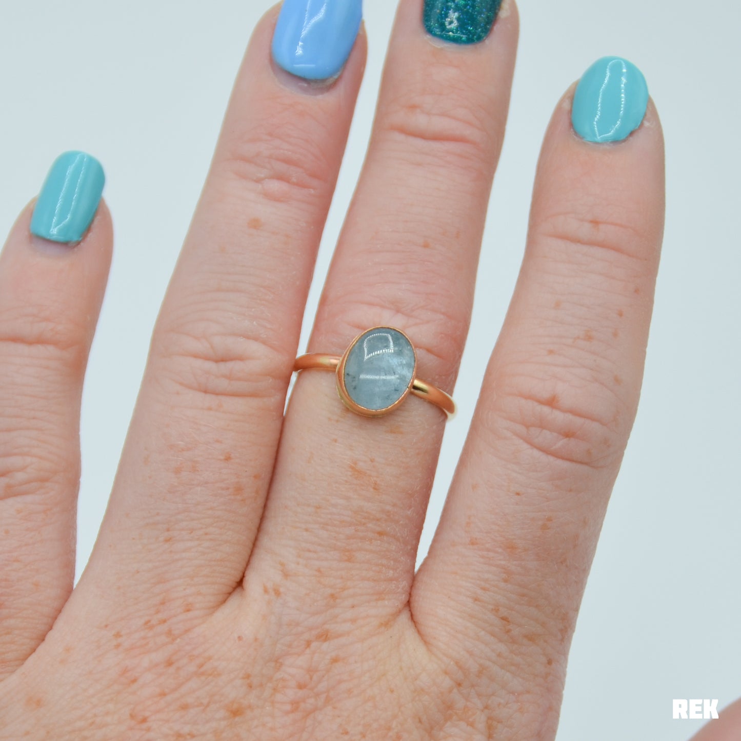 Gold fill oval aquamarine size 8
