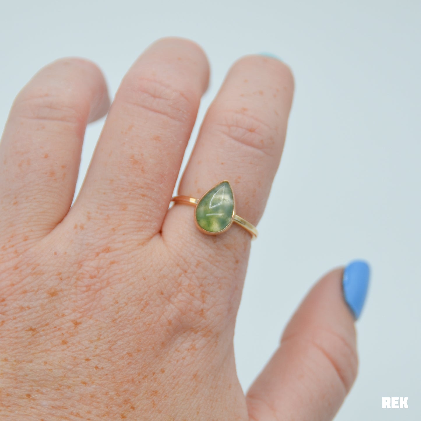 Gold fill pear moss agate size 7.75