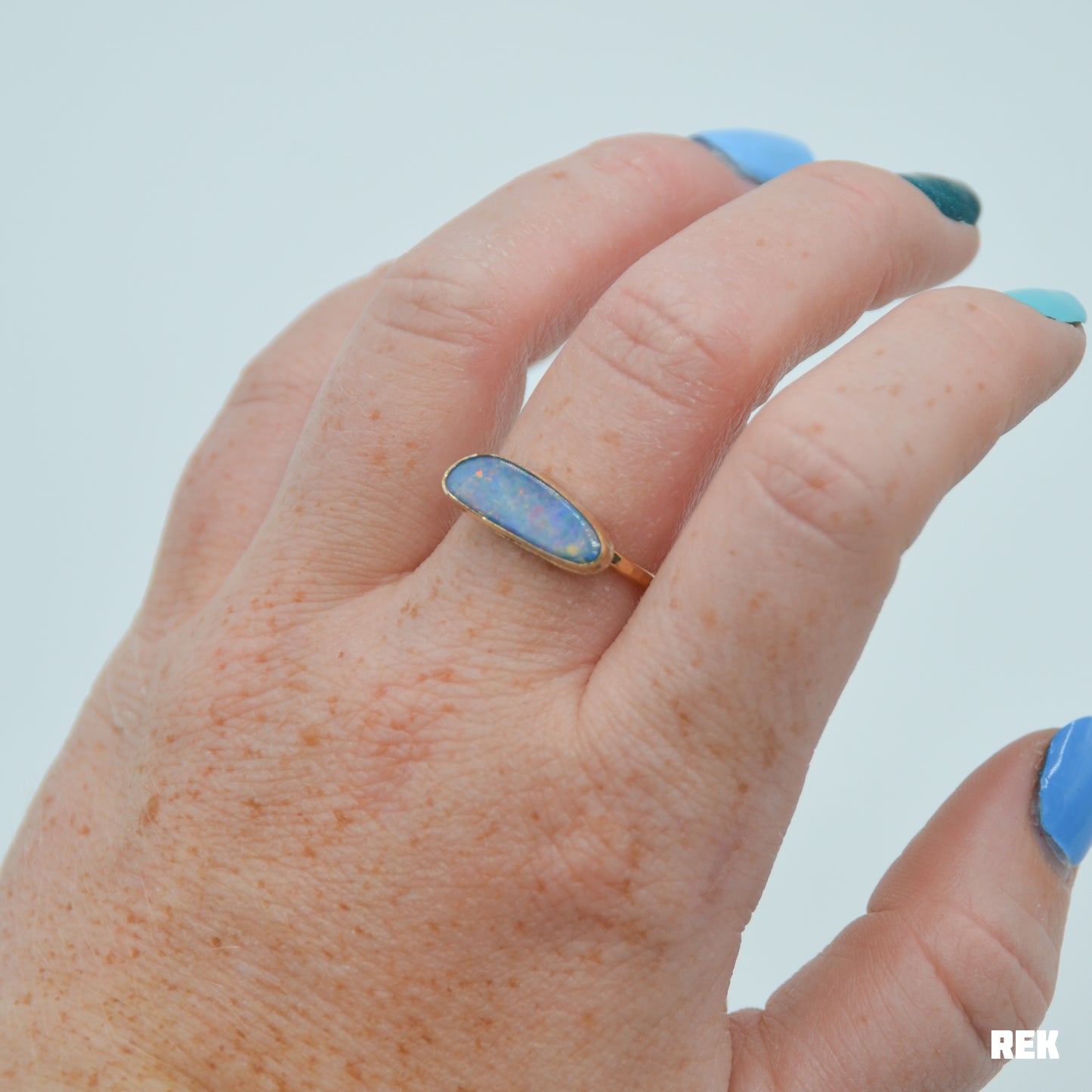 Gold fill horizontal Australian opal size 8.5