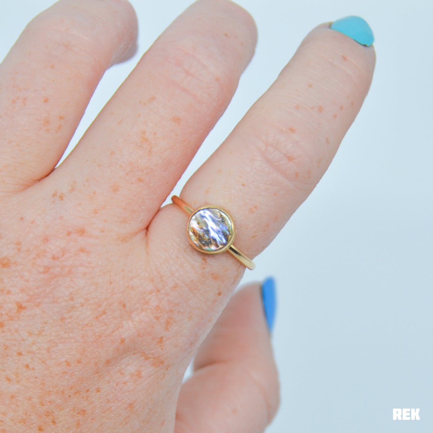 Gold fill round abalone size 7.5