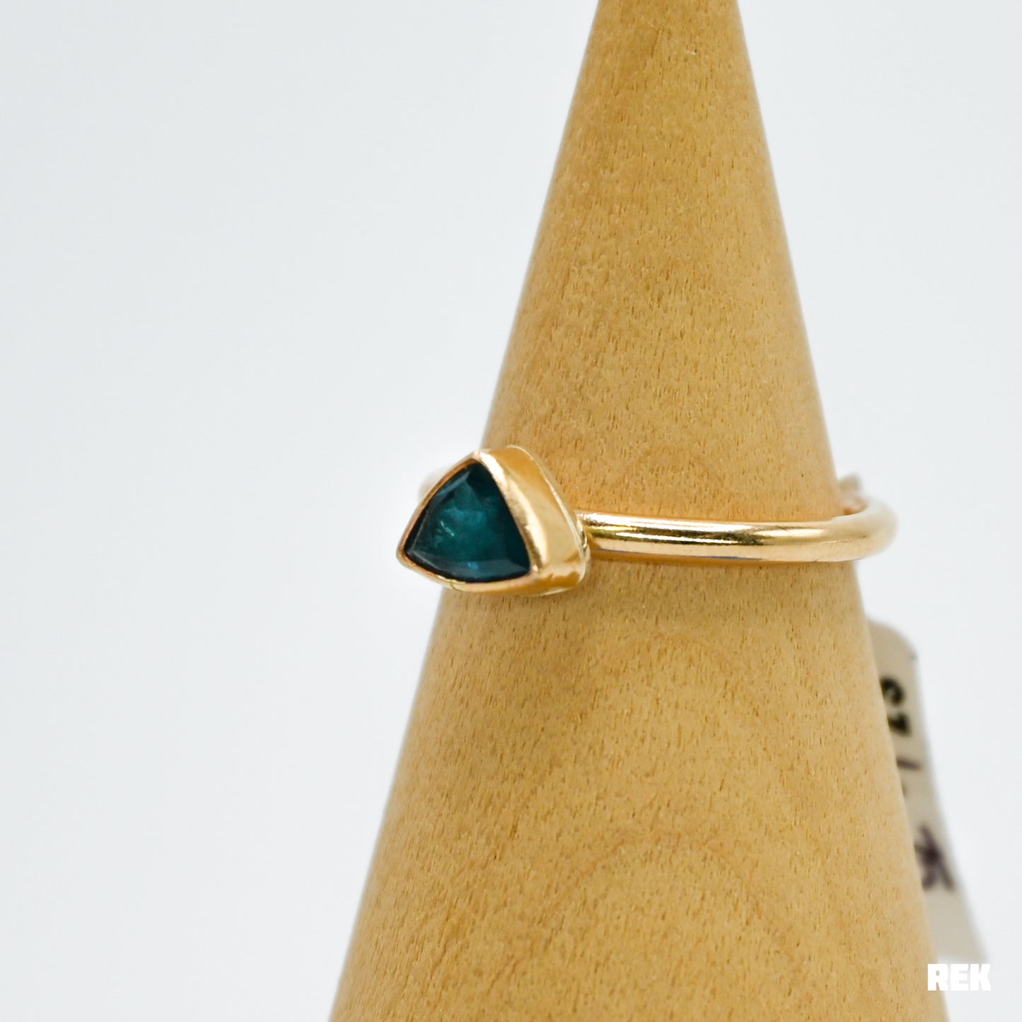 Gold fill faceted teal/bright blue tourmaline size 6.75