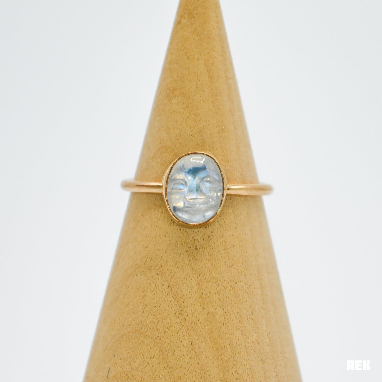 Gold fill rainbow moonstone carved face size 8.5