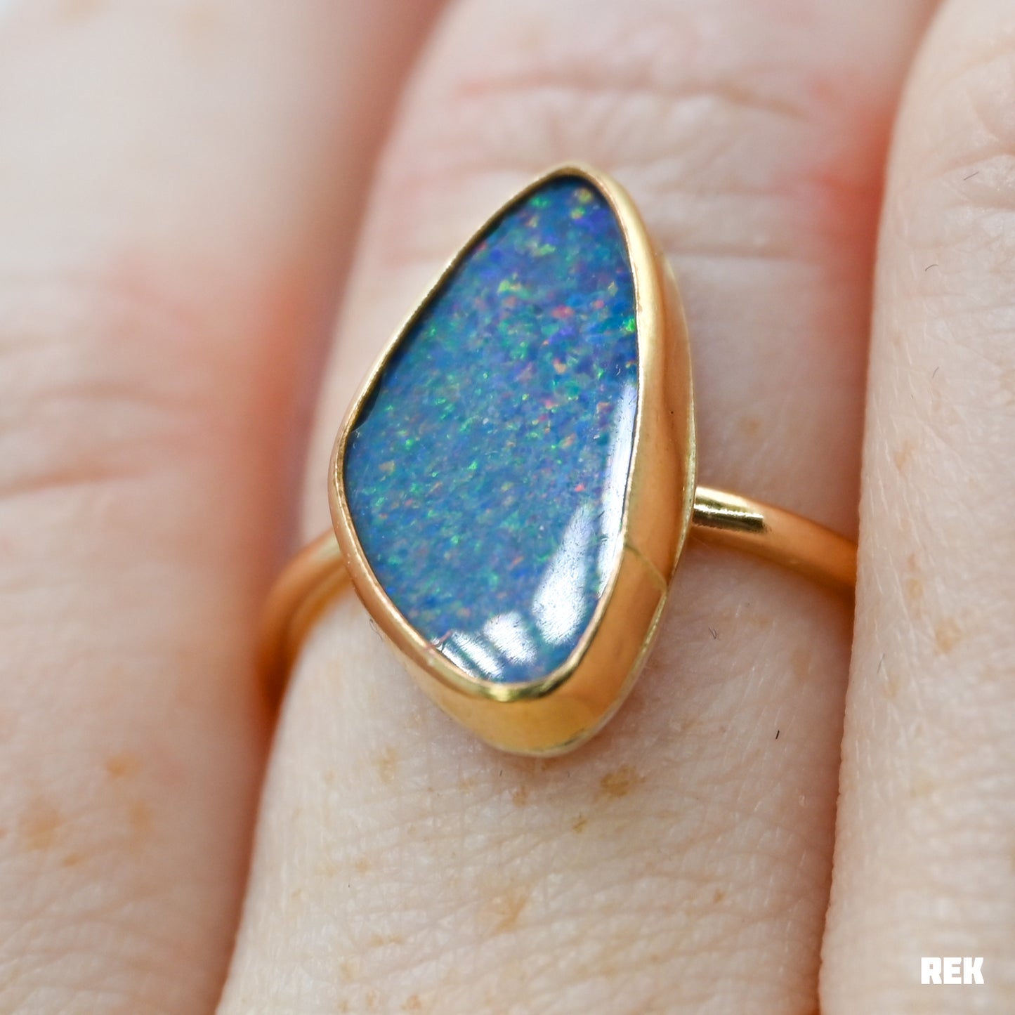 Gold fill xl Australian opal size 8.25