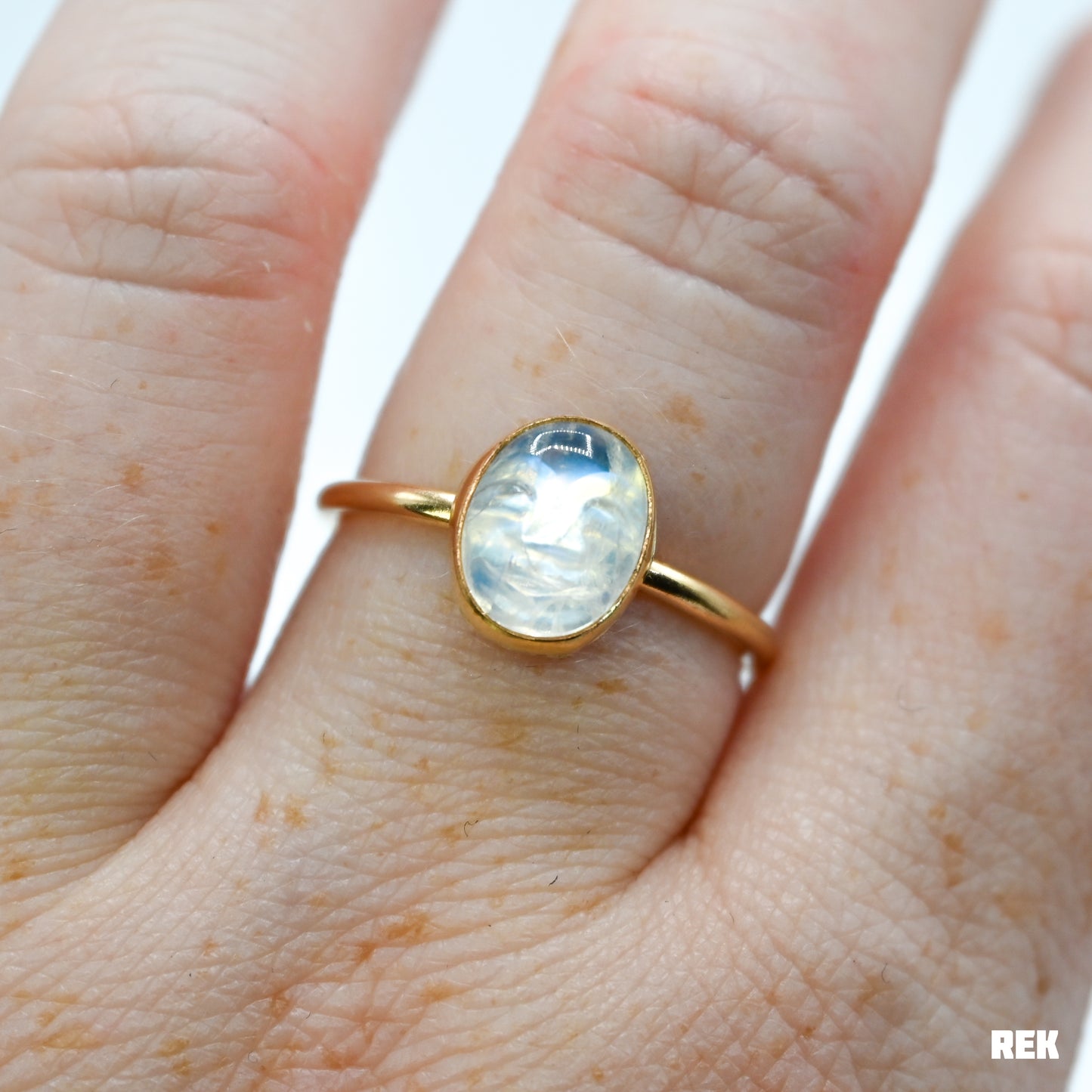 Gold fill rainbow moonstone carved face size 8.5