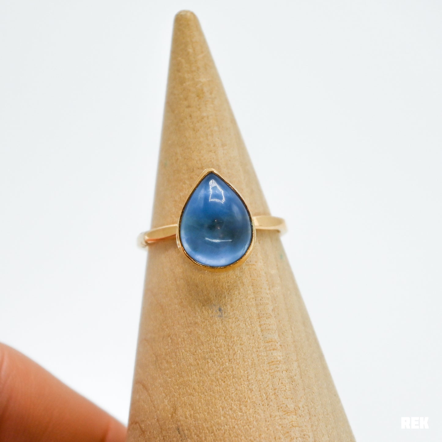Gold fill flourite size 6.5