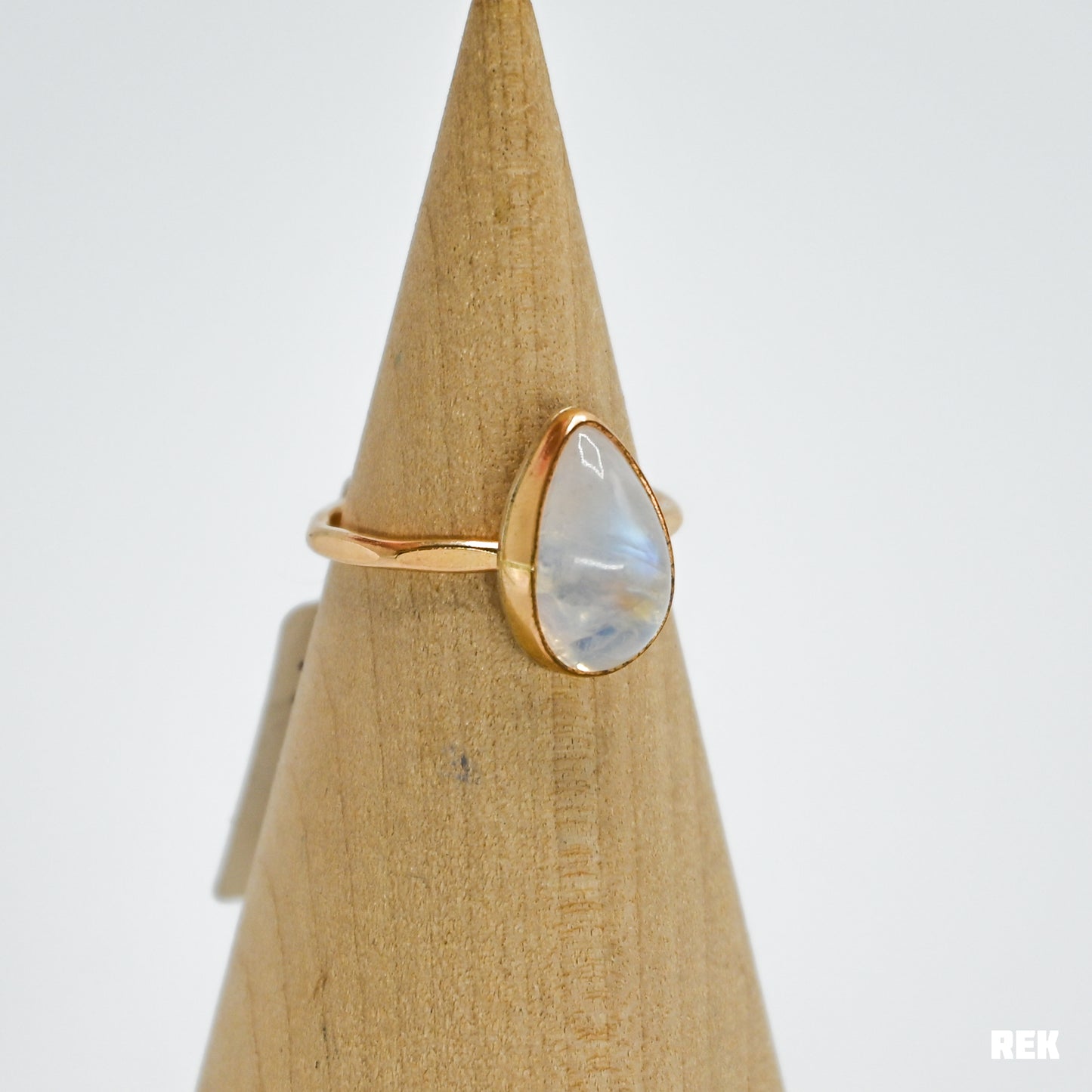 Gold fill rainbow moonstone size 6.5