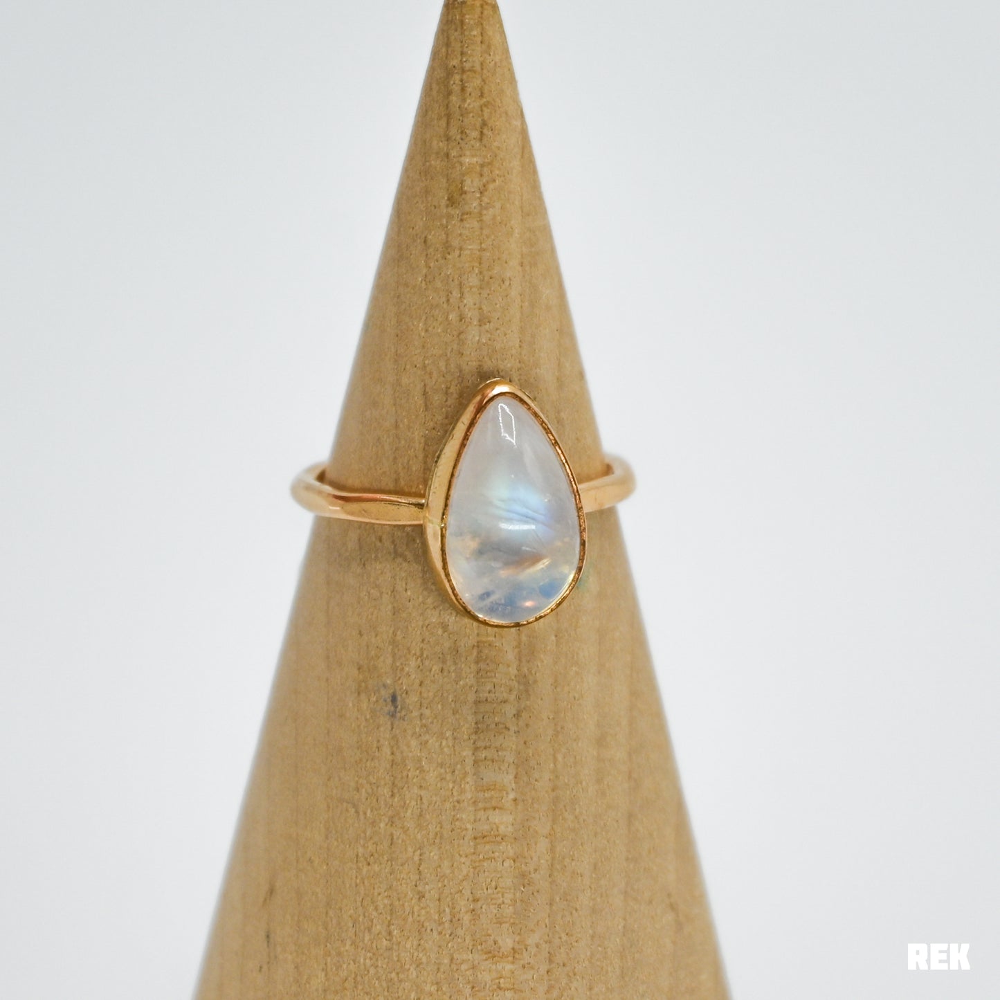 Gold fill rainbow moonstone size 6.5