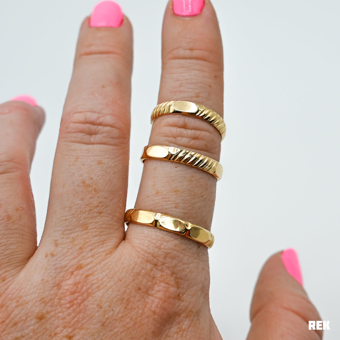 Gold fill flat and diagonal pattern band