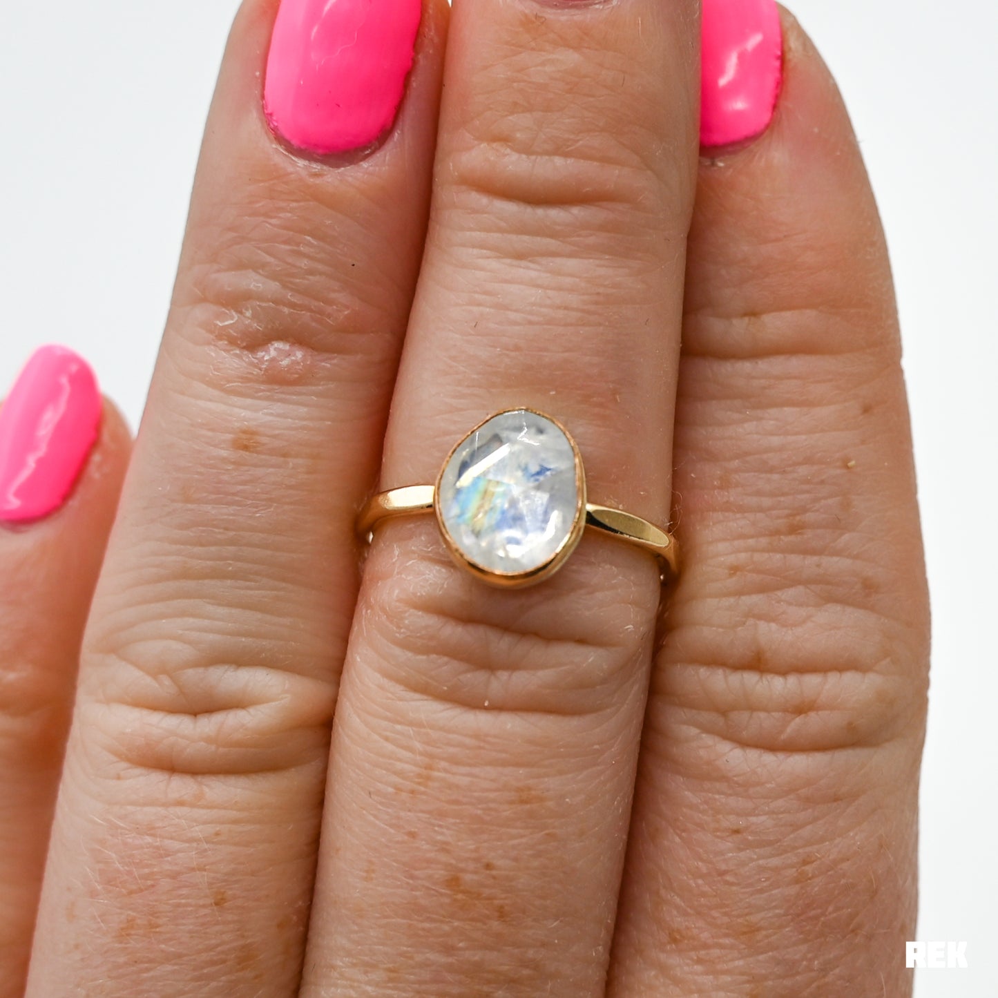 Gold fill rosecut rainbow moonstone size 6.75