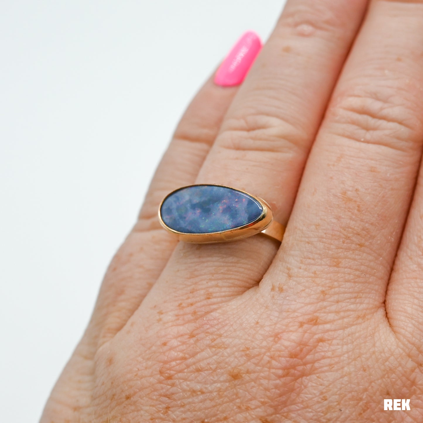 Gold fill xxl horizontal Australian opal size 7