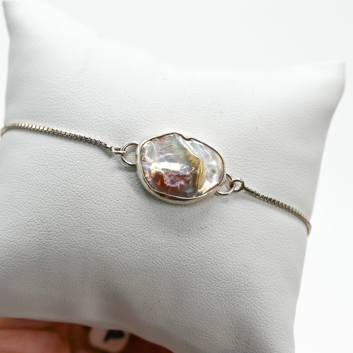 Adjustable keshi pearl bracelet