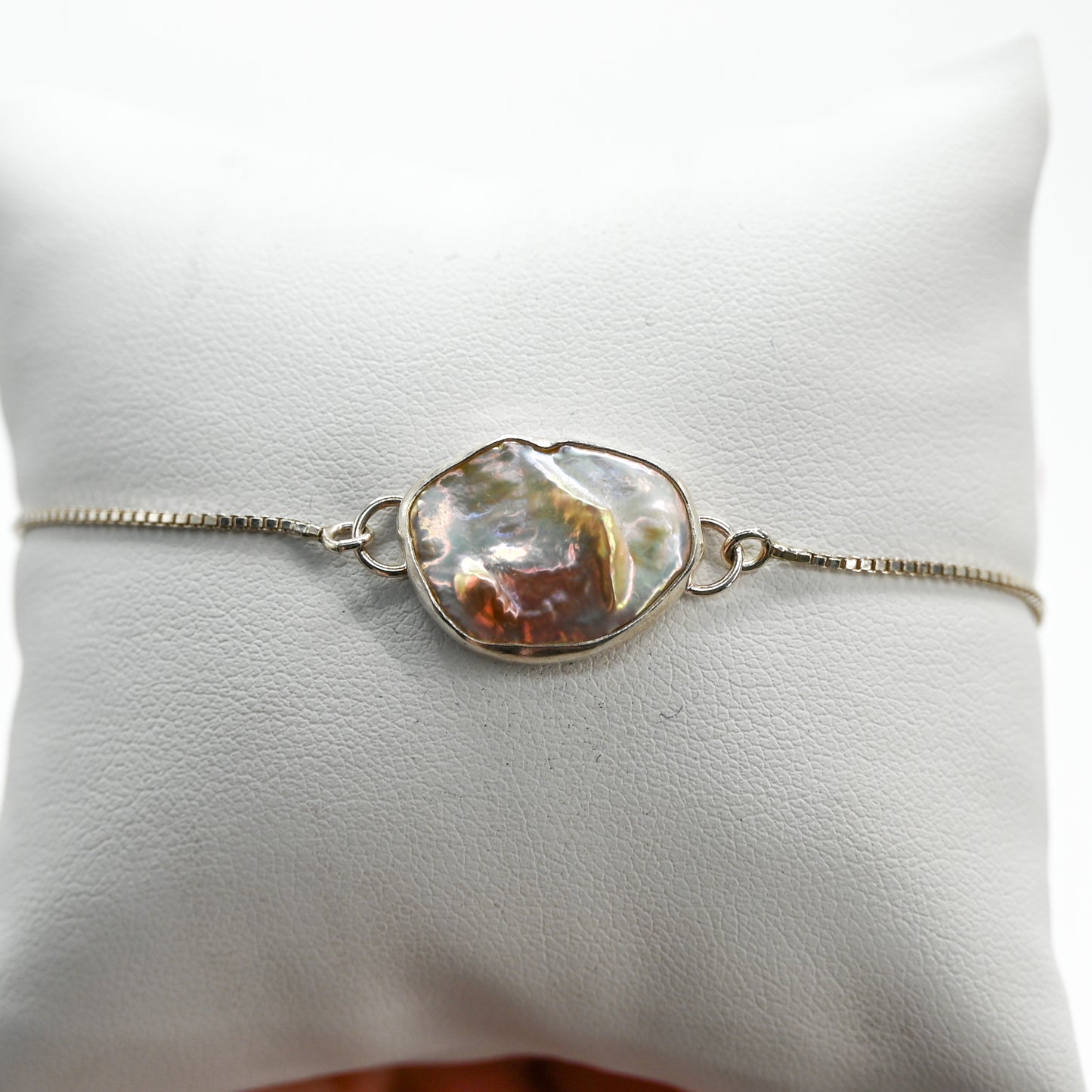 Adjustable keshi pearl bracelet