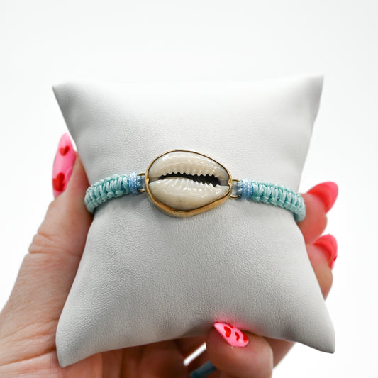 Gold fill cowrie shell macrame bracelet