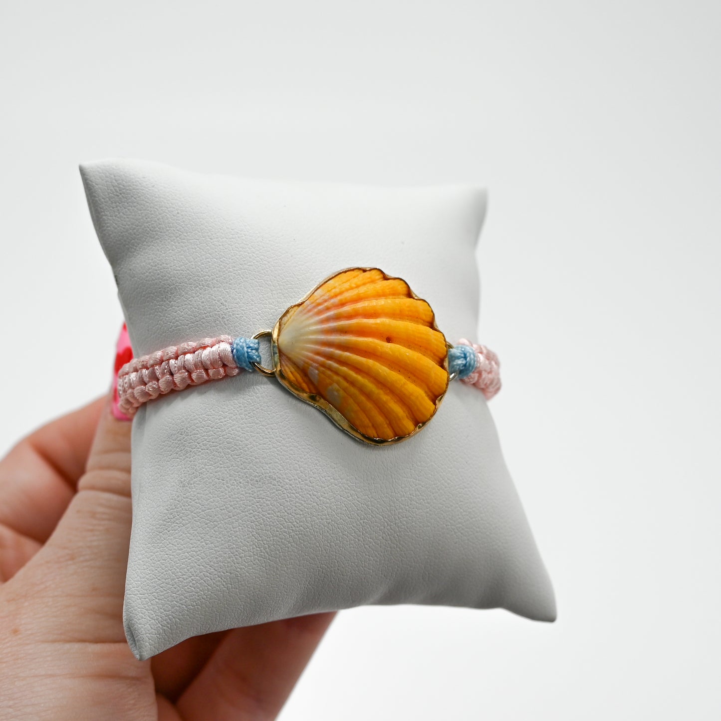 Gold fill Hawaiian sunrise shell macrame bracelet