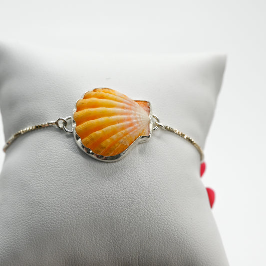 Adjustable bracelet Hawaiian sunrise shell