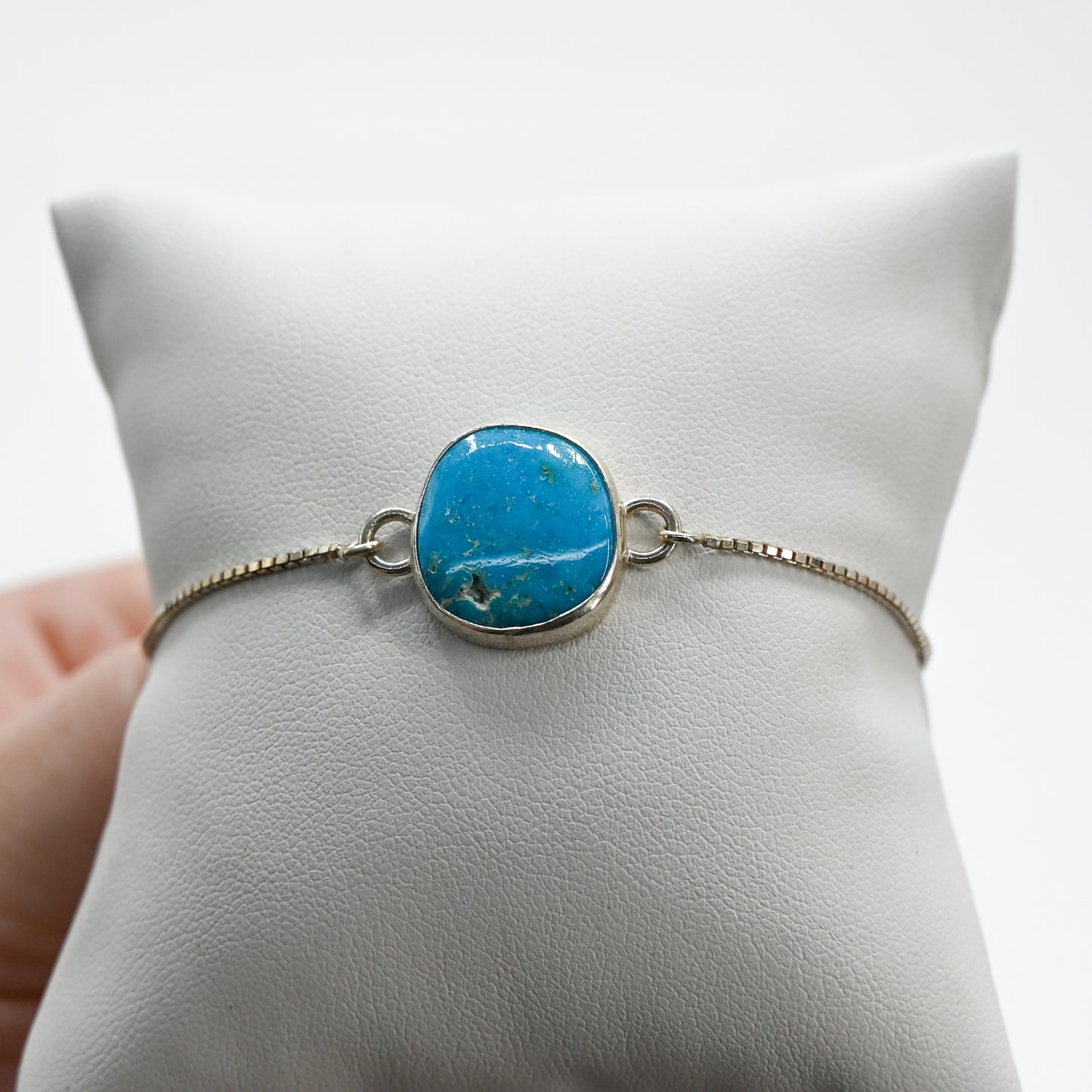 Adjustable kingman turquoise bracelet