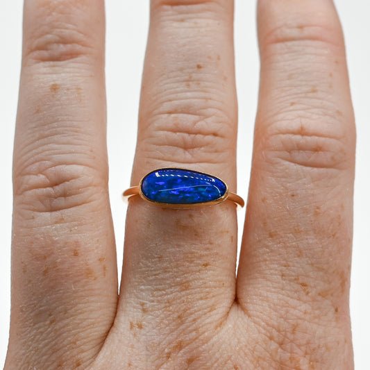 Gold fill flashy Australian opal size 8.5